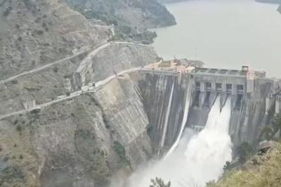印度杰纳布河上游两座水电站均已重新开闸