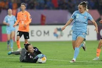 登顶亚洲之巅！武汉女足获得首届女足亚冠联赛冠军