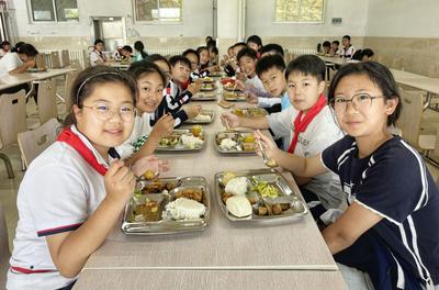 食品科普进校园，山东省食品科学技术学会走进青岛市北区第二实验小学
