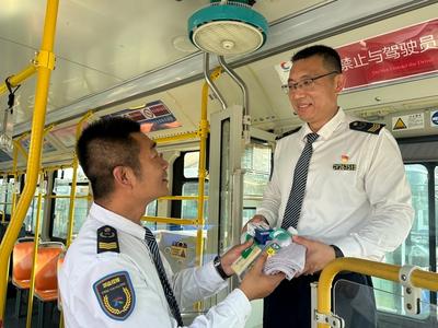5·20全国公交驾驶员关爱日，城阳巴士致敬城市交通守护者