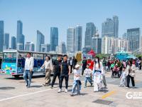 “五一”假期首日，游客嗨玩“奥帆”景区
