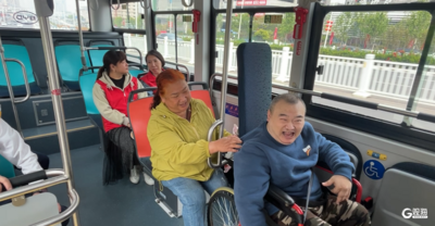 “没有你们的帮助，他没有机会亲眼看看外面的世界！” 
