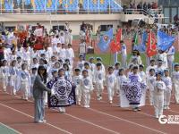 机器狗、直升机、人形机器人……青岛这场小学生运动会科技感满满