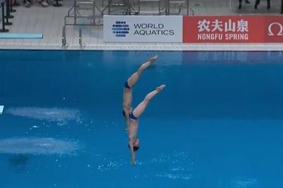 跳水世界杯总决赛：程子龙/朱子锋夺男子双人10米台冠军
