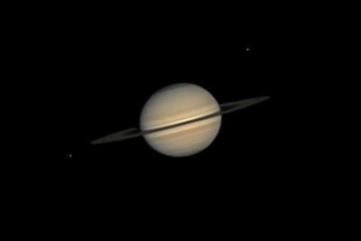 时隔36年，海王星与土星再次近距离“相聚”夜空