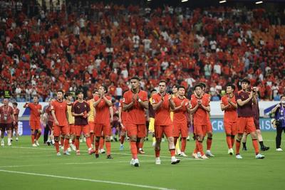 最新排名不会跌出世界前100，国足总算“稳住了”