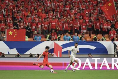 王钰栋点球破门！国足18强赛谢幕战小胜巴林