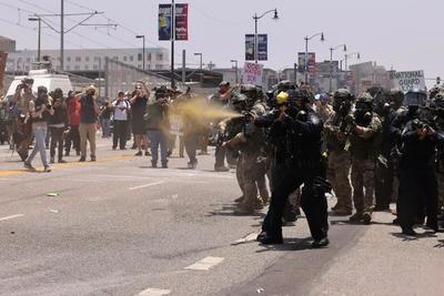 现场直击洛杉矶冲突，“美国出了什么问题”？