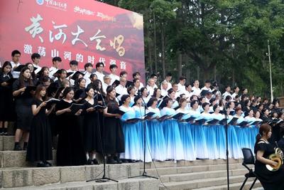 这场演出，震憾！