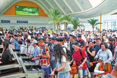 全国铁路暑运7月1日启动，预计发送旅客9.53亿人次