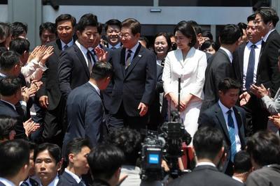 李在明幕僚团队初步形成，内阁组建尚需时日   