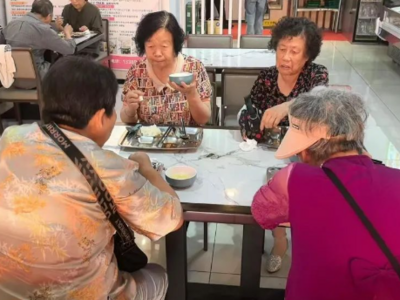 让惠民餐厅成为居民的幸福驿站！市北这个社区老小共享幸福“食”光