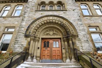 哈佛公布首个应急计划，无法返美国际生可在多伦多大学学习