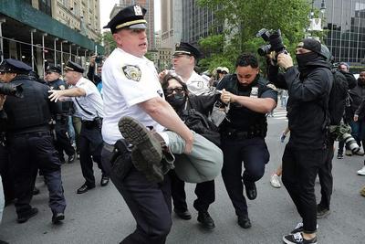 不止洛杉矶，全美各地计划进行至少30场新抗议