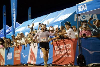 16小时多奔跑161公里！向付召获美国西部100越野赛女子亚军