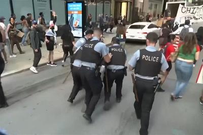 数百人被捕、阴谋论盛行……这一夜，全美抗议活动愈演愈烈