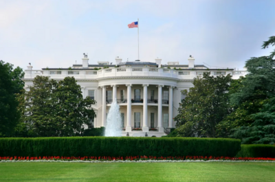 白宫：特朗普将在两周内决定是否攻击伊朗