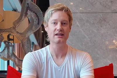 斯诺克名将尼尔·罗伯逊宣布成为香港居民