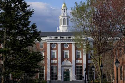 特朗普政府再威胁哈佛大学“将失去所有联邦财政资源”