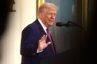 特朗普：若无国民警卫队，洛杉矶将“被撕裂”