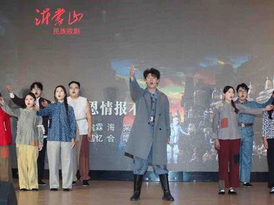 青岛科技大学打造情景式党课，开展沉浸式教育
