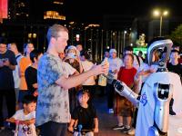 嗨翻全场！“品牌之夜”城阳专场活动震撼亮相