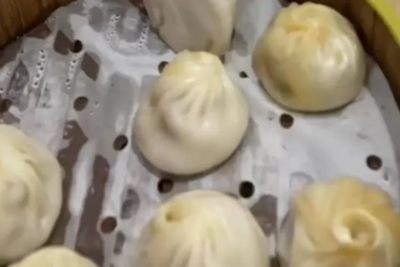 看吐了！老字号餐饮被曝发现“老鼠屎”，品牌回应→