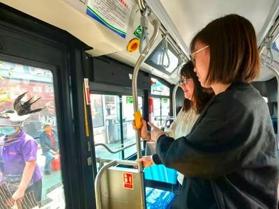 @市北市民，高峰期候车时间缩短10%！市北这两条“响应式公交”，你坐过吗？