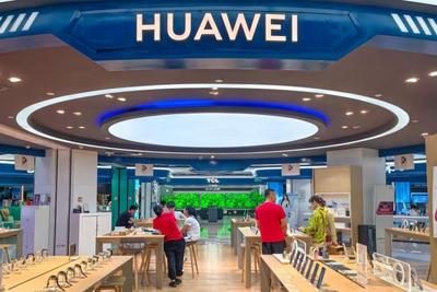 暑期数码产品迎旺季，消费市场新意浓