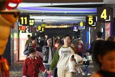 2025年暑期档电影票房突破20亿