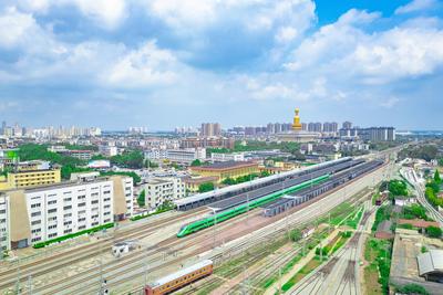 一票畅游齐鲁多地！铁路今起首次推出“济南+青岛+烟台”等4款旅游计次票