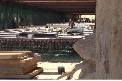 特朗普批美国首条高铁是“烂摊子”，到底“烂”在哪？