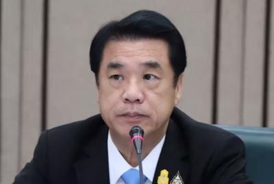 泰国副总理出任看守总理