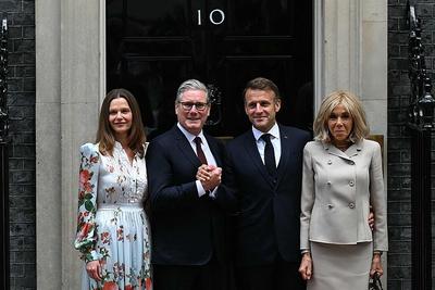 法总统马克龙与英首相斯塔默会面