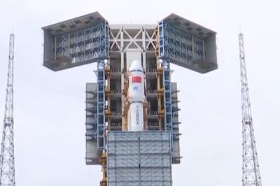 新款航天服、健身器材……天舟九号“太空包裹”里装了啥？
