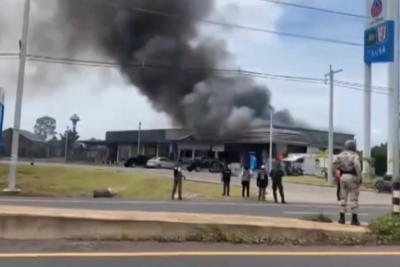 突发，凌晨交火！我使馆紧急提醒