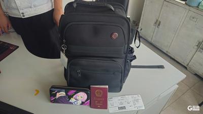 大学生丢失钱包、护照，隧道巴士驾驶员完璧归赵