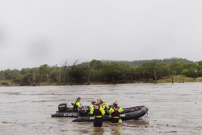 美国得克萨斯州洪灾已致24人死亡