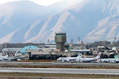 伊朗多地机场恢复运营