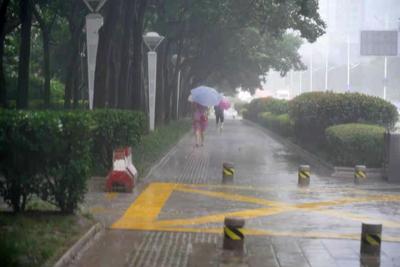 北京河北等地遭遇极端强降雨，雨为何这么猛？还要下多久？