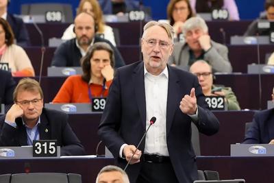 欧盟高官：美欧贸易协议严重失衡并损害欧洲利益