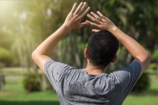 街头实测50℃，天气预报却显示39℃，“温差”哪来的？