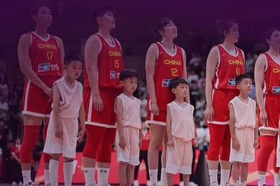 中国女篮亚洲杯12人名单公布，张子宇王思雨在列