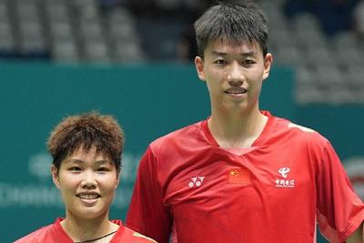 恭喜！冯彦哲/黄东萍夺得2025年中国公开赛混双冠军