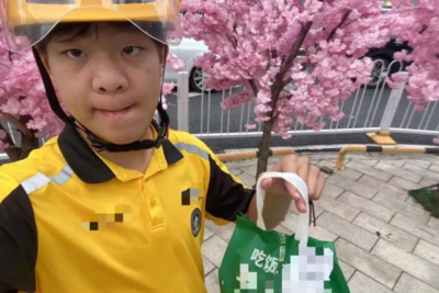 被北科大录取后，他决定去送外卖