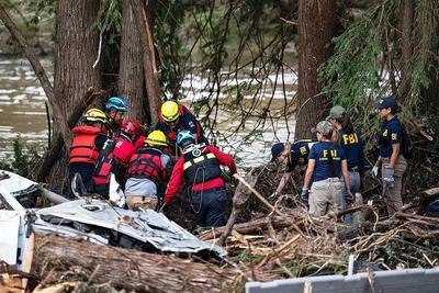 美国得州洪灾已造成至少111人死亡172人失踪