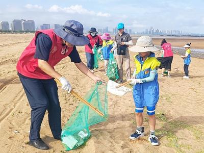 勇当海洋卫士 矢志向海图强 西海岸新区组织开展海洋保护主题活动