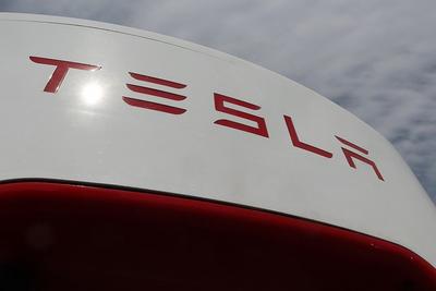 美陪审团裁定特斯拉支付超2亿美元赔偿金，马斯克：将上诉