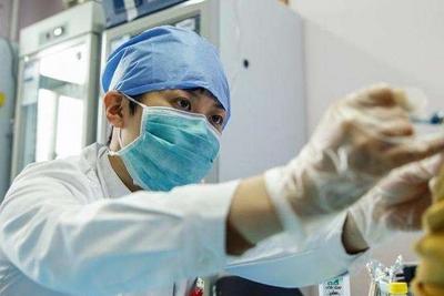 专家提醒：感冒别乱吃“消炎药”！