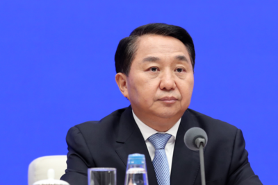 国新办发布会上，“三只羊”“东北雨姐”被点名